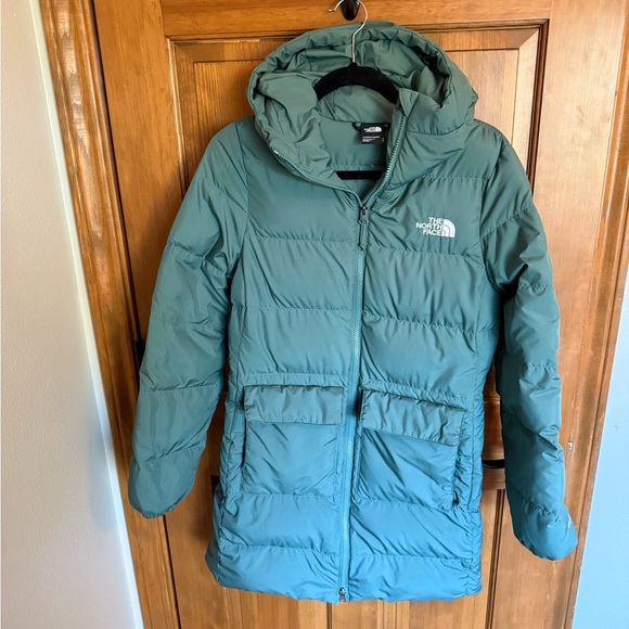 The North Face Jackets & Blazers - The North Face 600 fill Gotham Parka size S